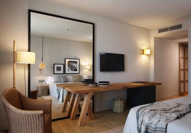 Espaciosas habitaciones en Hotel Peralada Wine Spa & Golf. Disfrúta con nuestra oferta en Girona